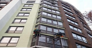 Установка крыши на балкон Сергиев Посад цена от 1036 руб. м/2.